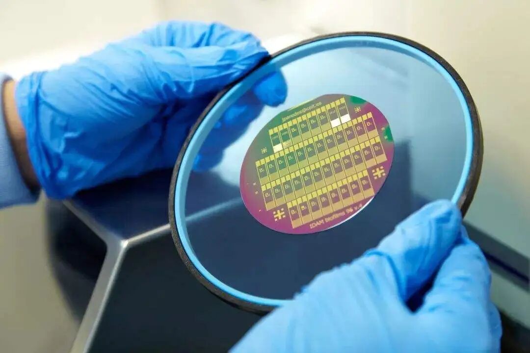 Шта је технологија везивања плочица?